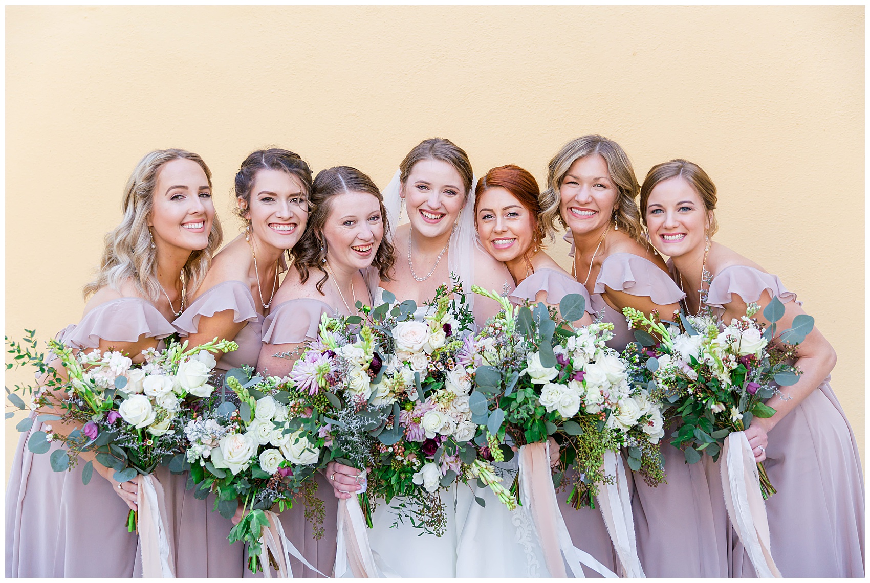 Spring Charleston Wedding at The William Aiken House | how to budget for your wedding