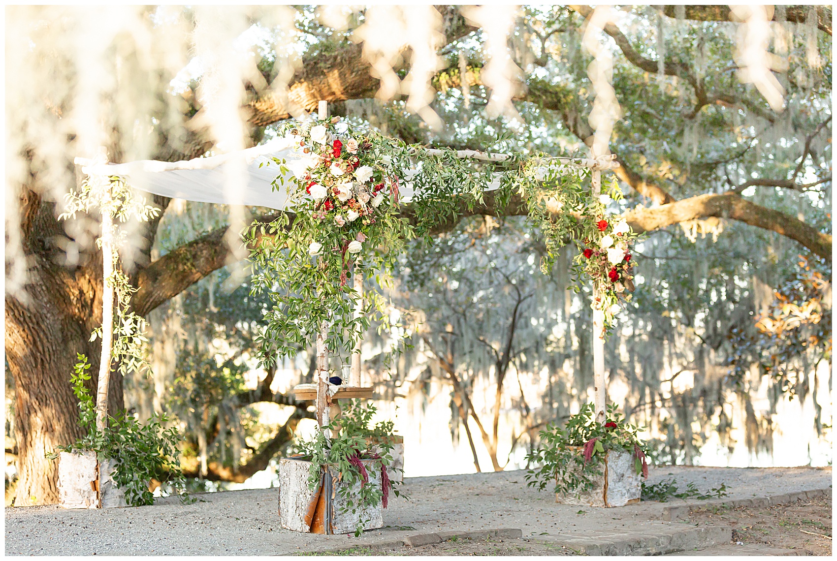 wedding ceremony in charleston Tips for planning a Spring wedding